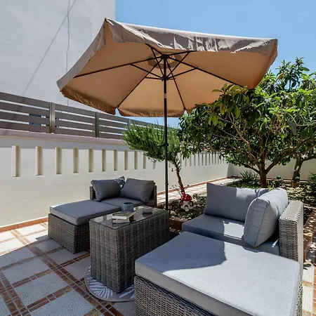 Villa Kira's Lovely Massari