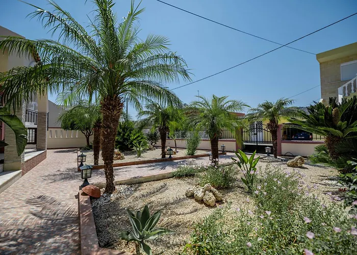 Kira's Lovely Massari * Haráki