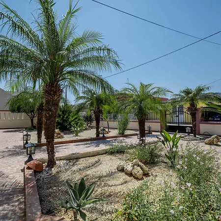 Kira's Lovely Massari * Haraki