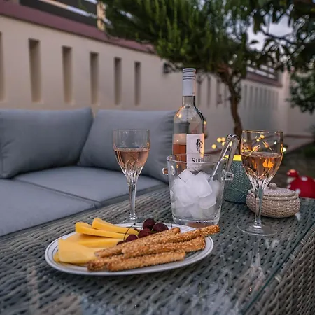 Vila Kira's Lovely Massari Haraki