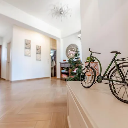 Kira's Lovely Massari Haraki